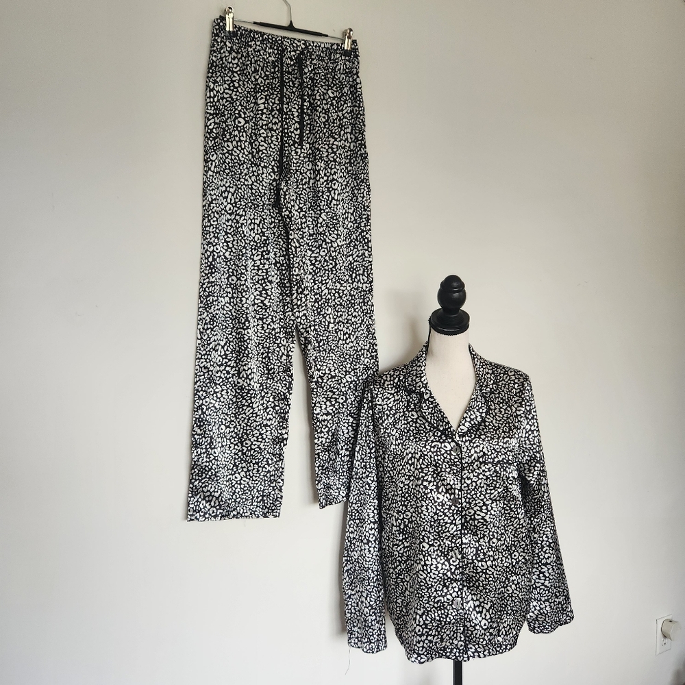 Tart Intimates Leopard Print Short Sleeve Satin Pajama Set Black & White S
